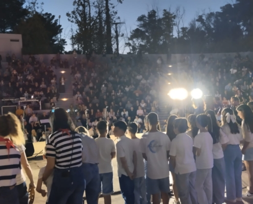 Ένα θέατρο γεμάτο από ελπίδα και φως!